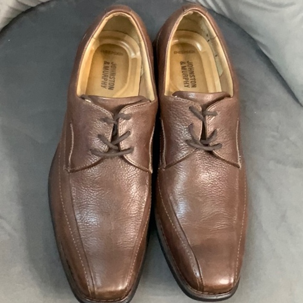 Johnston Murphy brown 10M